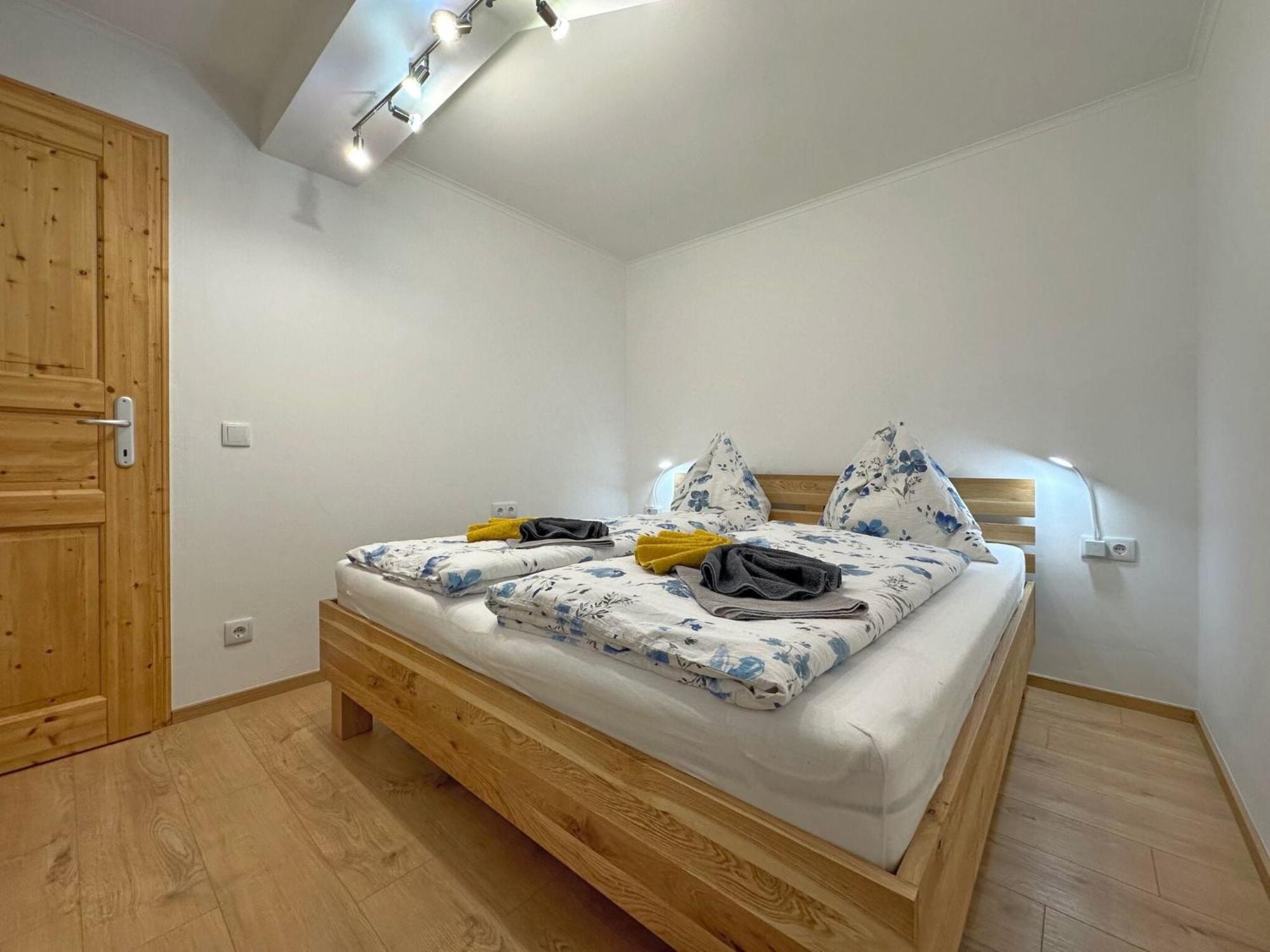 Fantastic Apartment With Terrace Untertauern Dış mekan fotoğraf